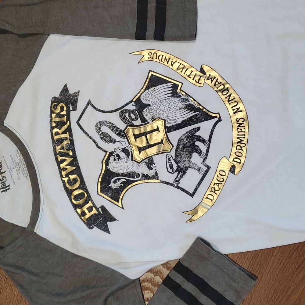 HARRY POTTER tshirt.     #4119